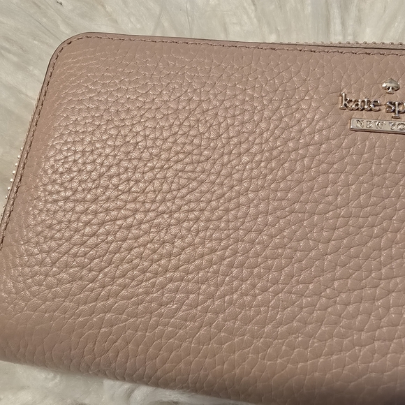 Kate Spade Women's Pink Pebble Leather Wallet - Picture 3 of 3